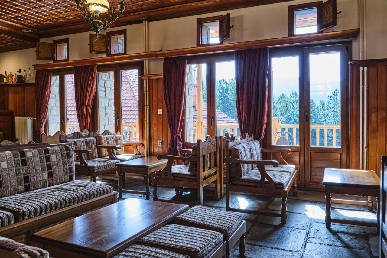 Hotel Victoria Mețovo Exterior foto